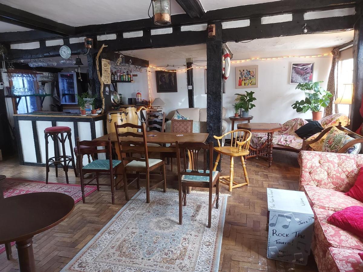 The Swan Inn 하위치 외부 사진