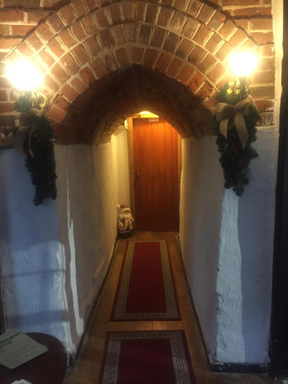 The Swan Inn 하위치 외부 사진